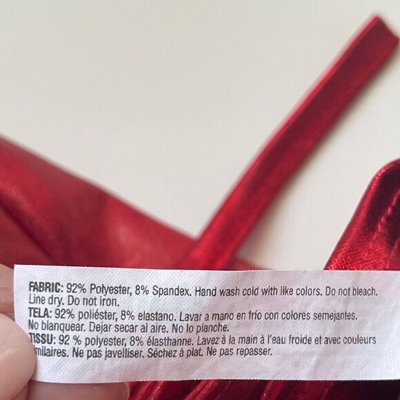 Amscan Scoop Neck Quarter Sleeve Metallic Costume Cosplay Bodysuit Red Medium - Picture 6 of 7